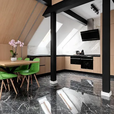 Discovery Apartamento 4*