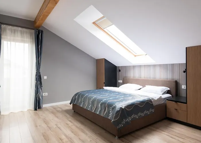 アパート Discovery 4*